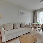 Horizon 152 - Sea View By Grand Apartments